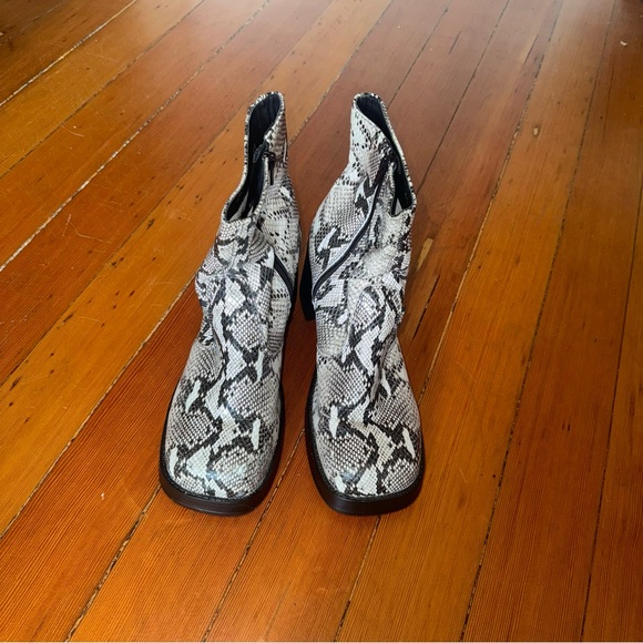 ROC Invito Boot - Picture 4 of 5